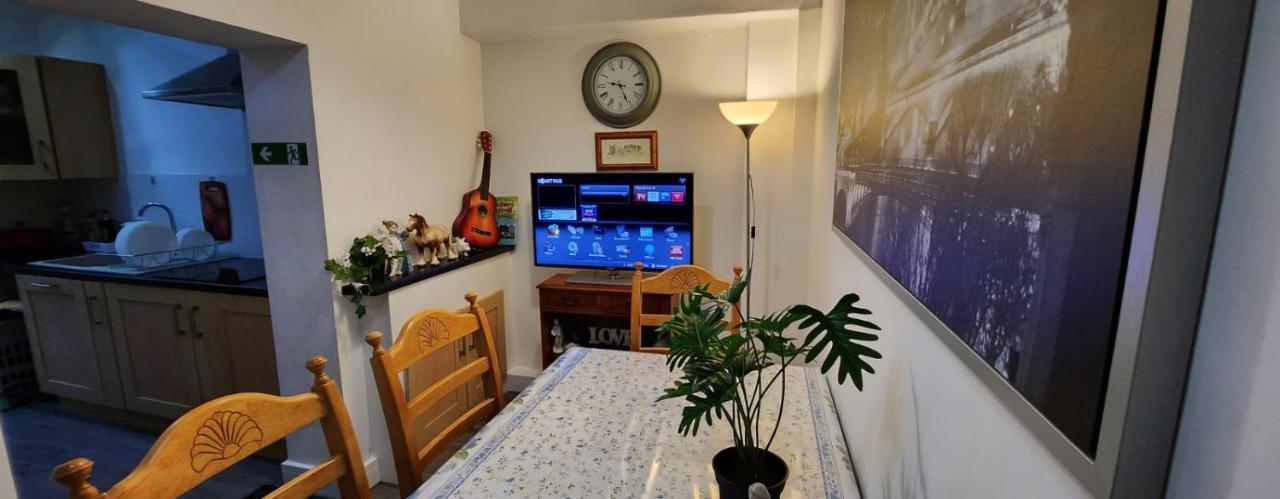 White House Ensuite Double Bedroom Warrington  Eksteriør bilde