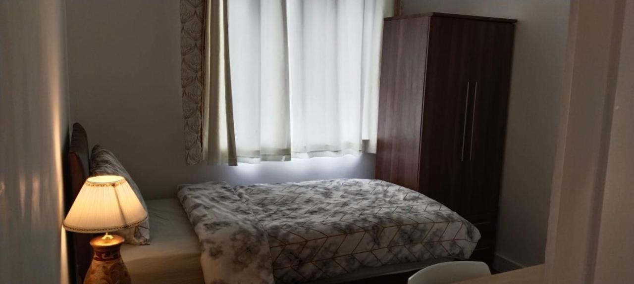 White House Ensuite Double Bedroom Warrington  Eksteriør bilde